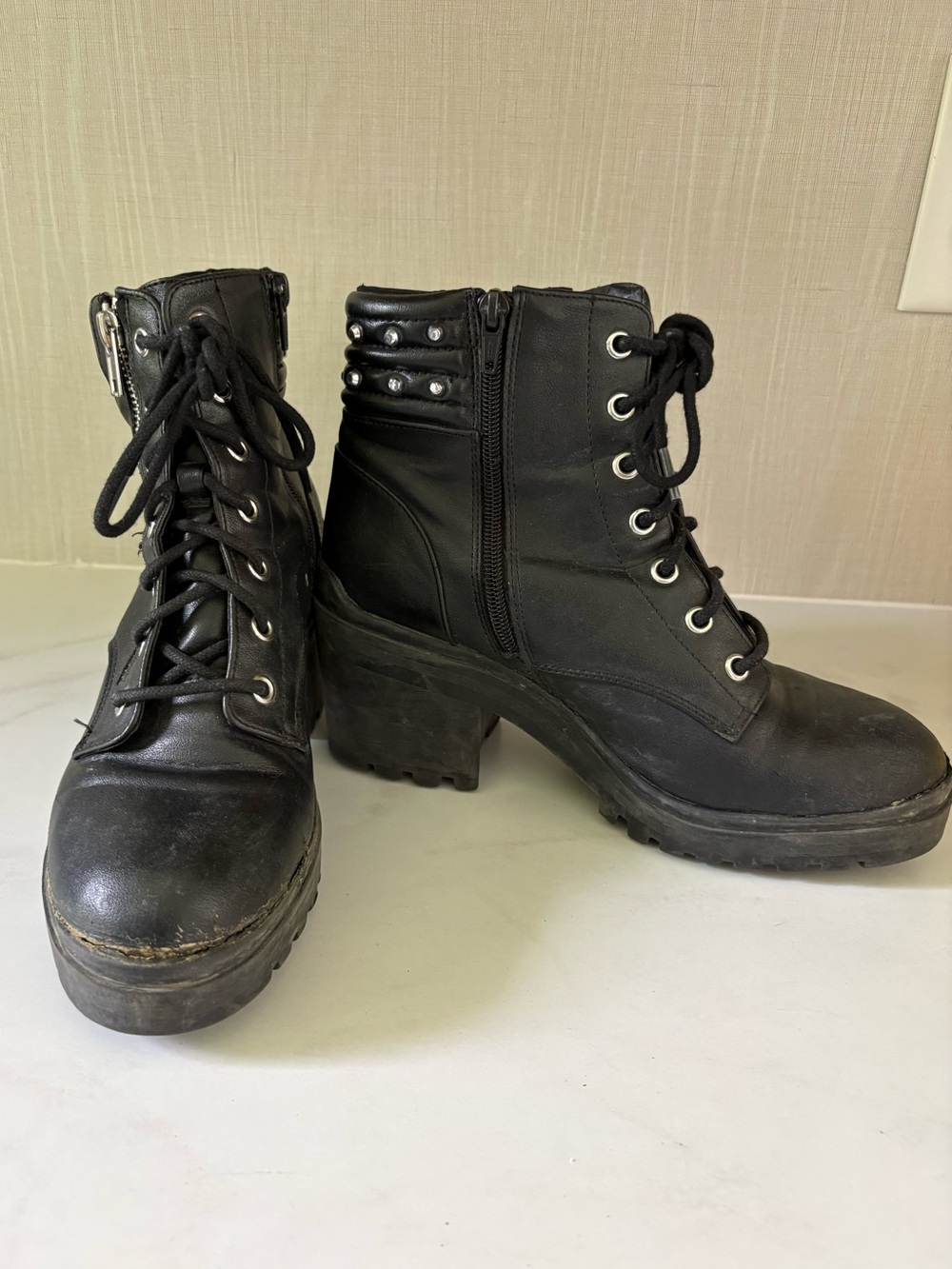 Women's NO BOUNDARIES MEMORY FOAM Black Lace-Up Platform Ankle Boots SZ 8 1/2